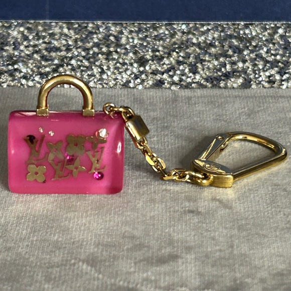 Louis Vuitton Bag/Key Charm Pink - Picture 2 of 4